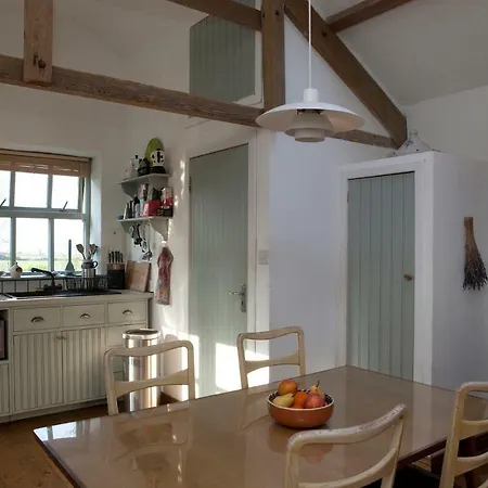 Charming Old Stables Clonakilty